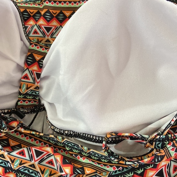 Gabrielle-Aug Multi Color Tankini Size Large - Picture 9 of 9